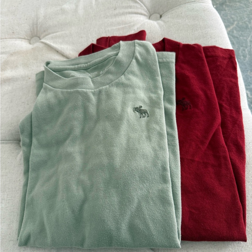 Abercrombie kids classic fit shirts 13/14